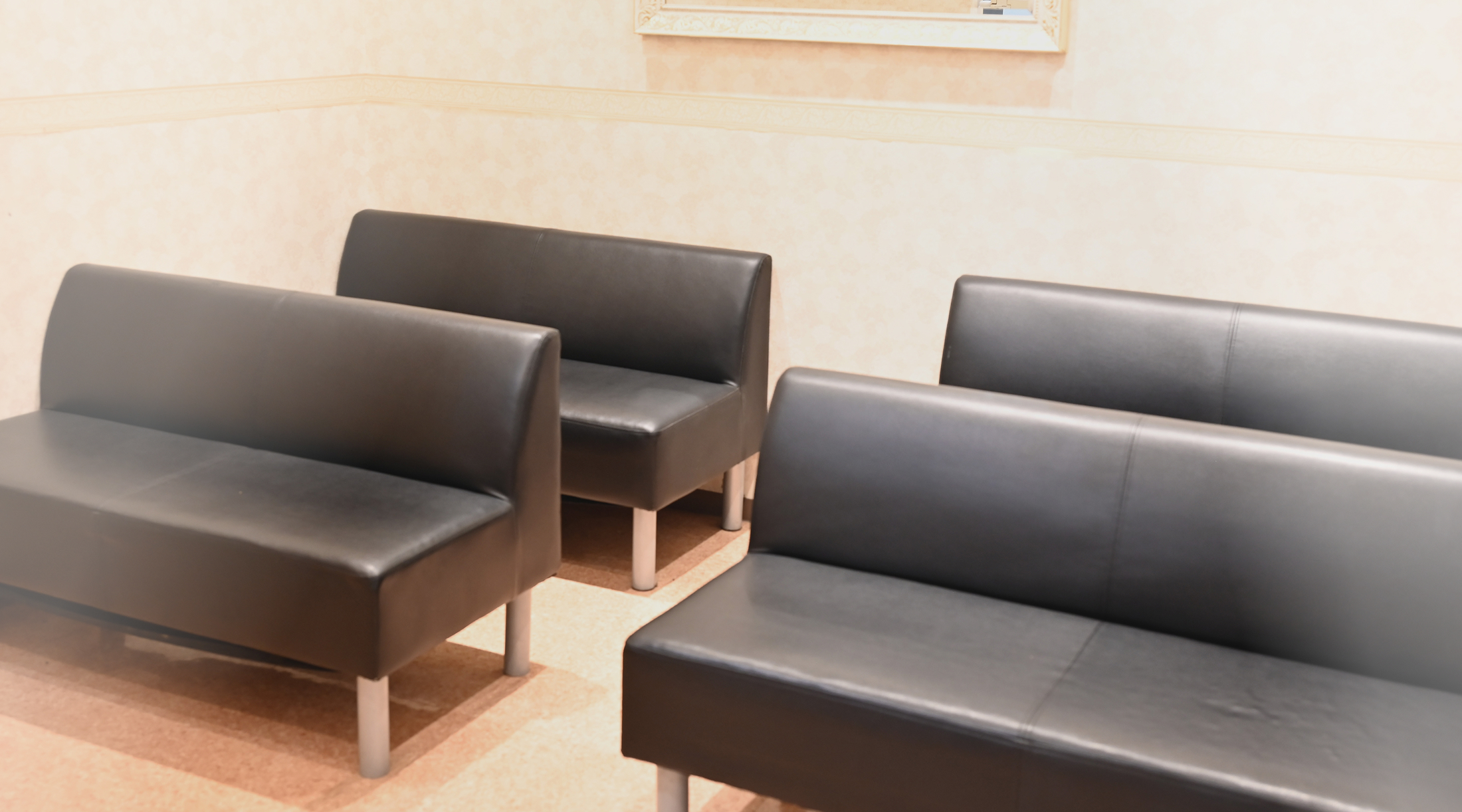 ピュアデンタルクリニック待合室